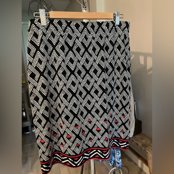 Chico’s Skirt 🪸 - Picture 2 of 5